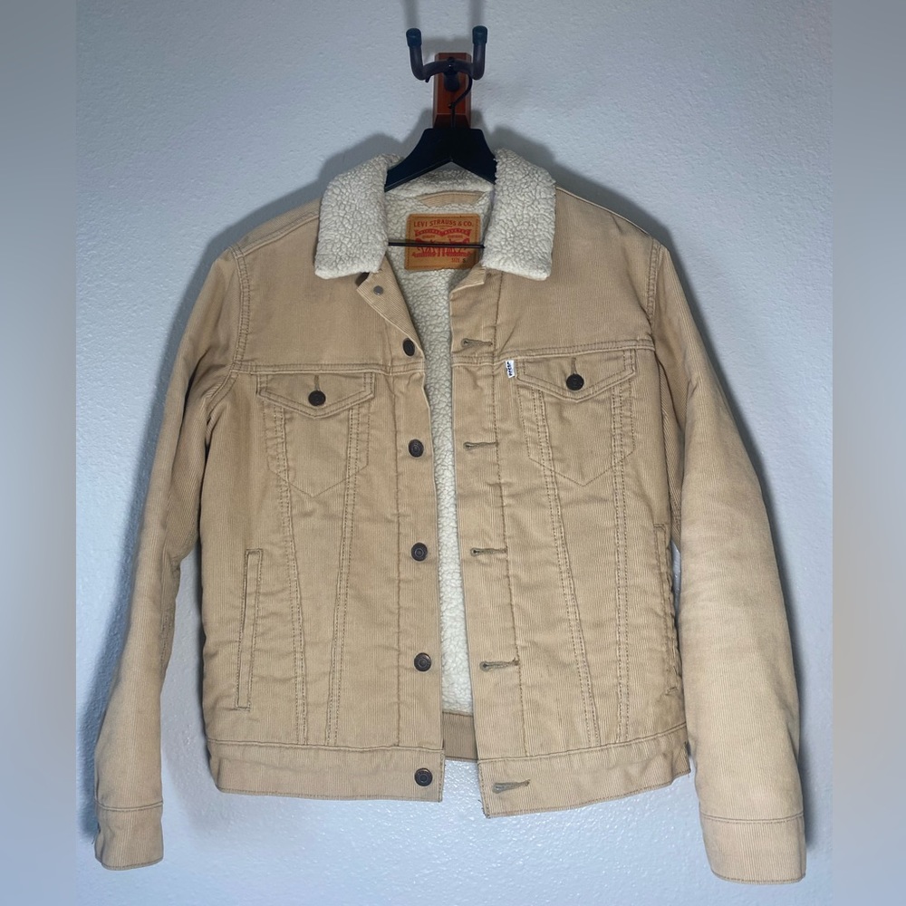 Levi’s Sherpa-lined Corduroy Jacket